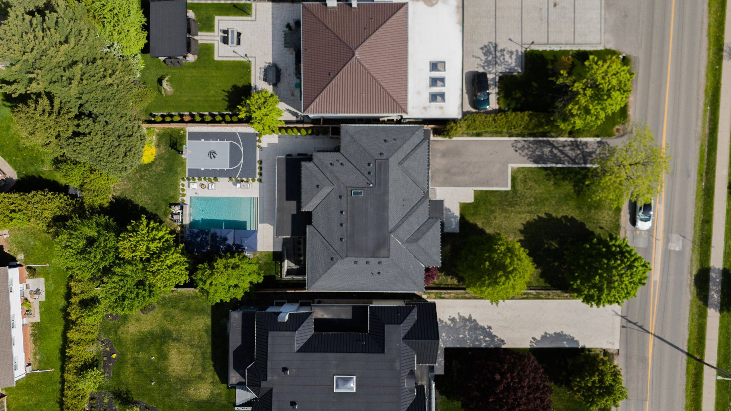 Oakville, ON L6K 2S2,215 Morden RD