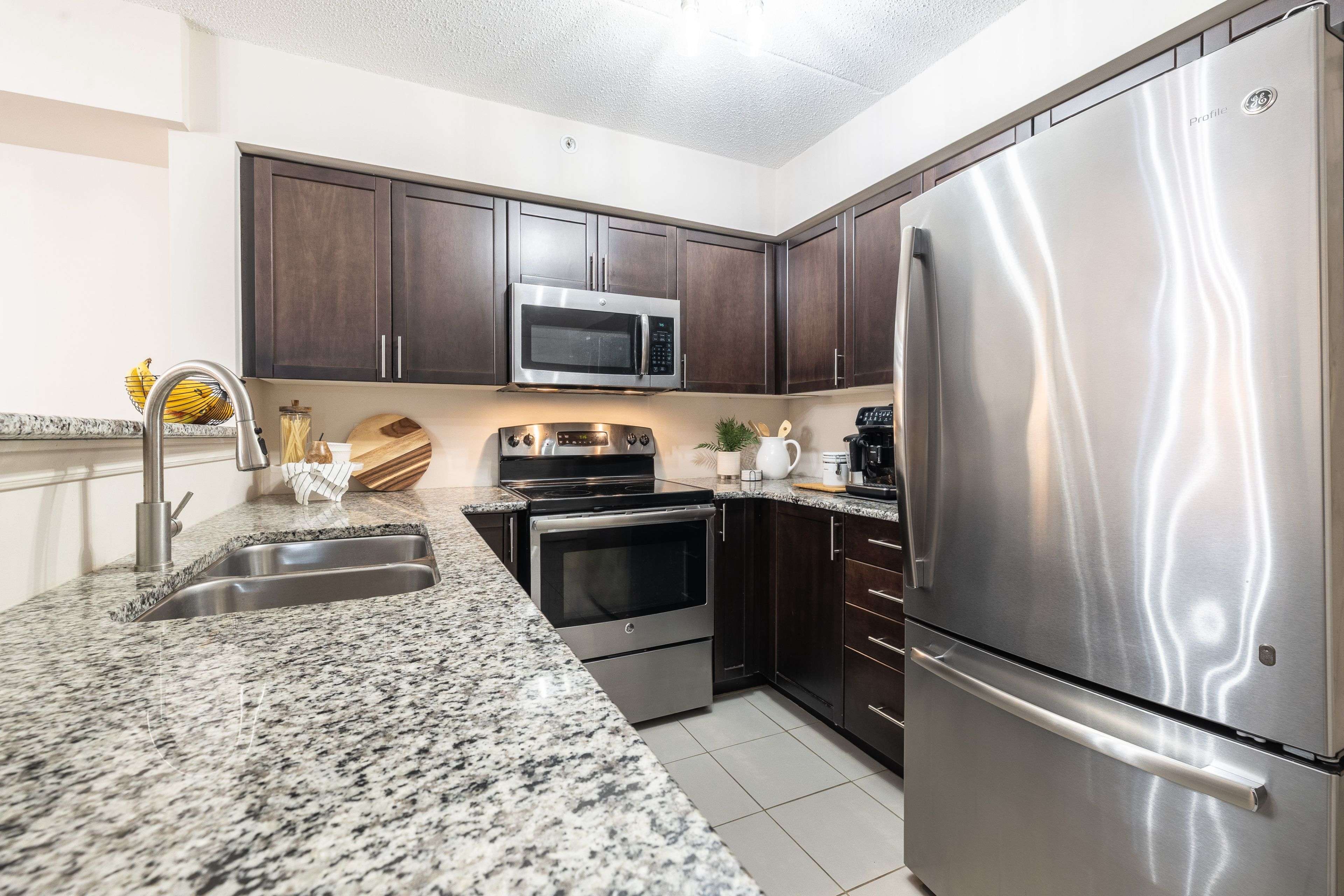 Milton, ON L9T 8W3,1440 Main ST E #108