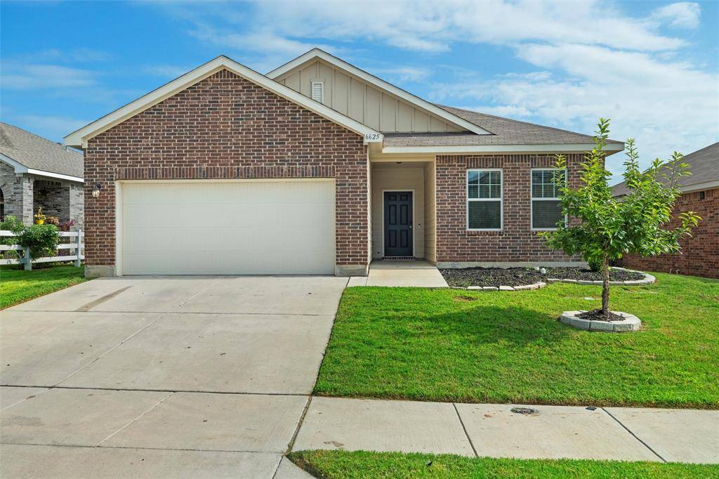 Fort Worth, TX 76179,6625 Fitzgerald Street