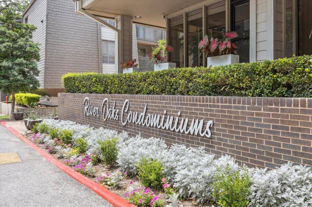 Dallas, TX 75219,4837 Cedar Springs Road #321