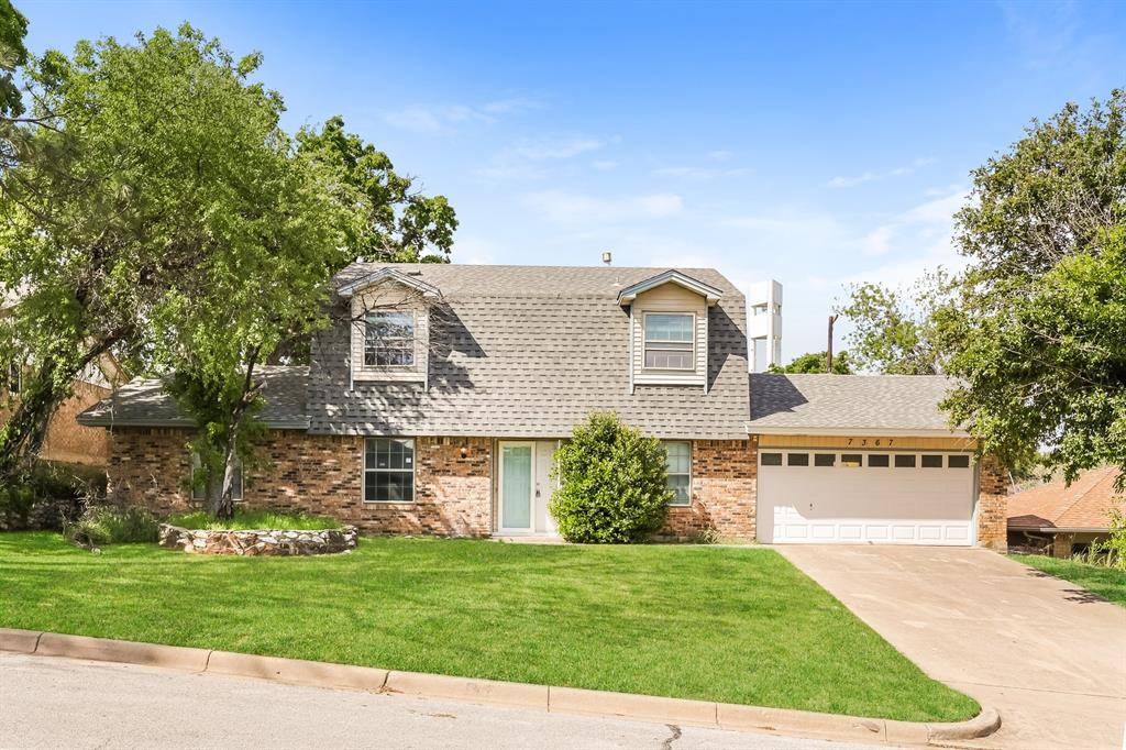 Fort Worth, TX 76112,7367 Greenacres Drive