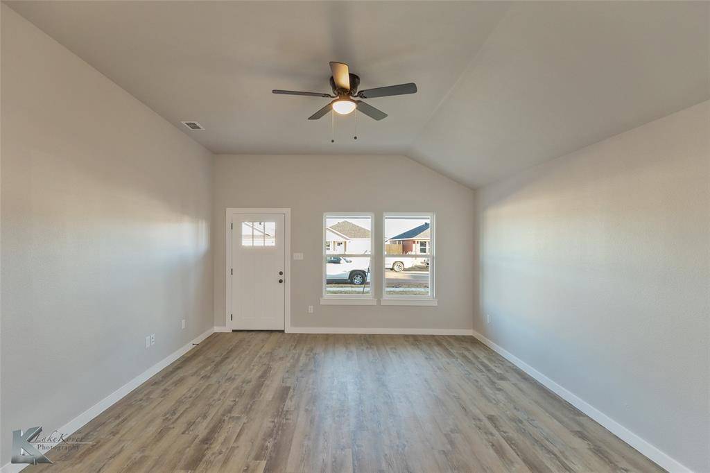 Abilene, TX 79602,256 Showdown Road