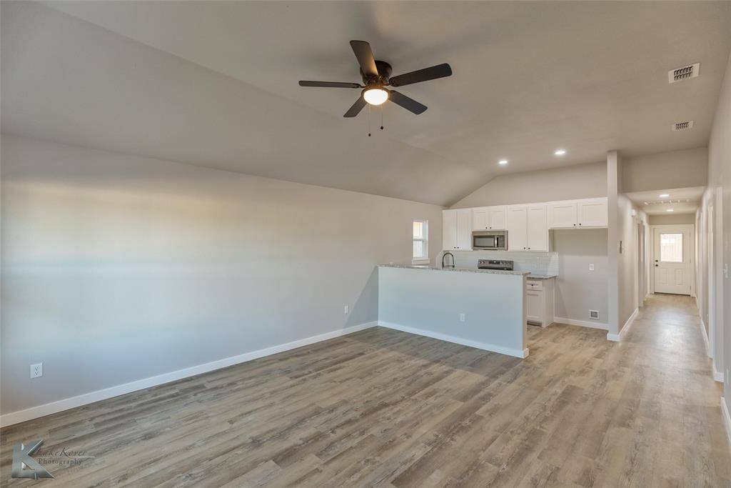Abilene, TX 79602,256 Showdown Road