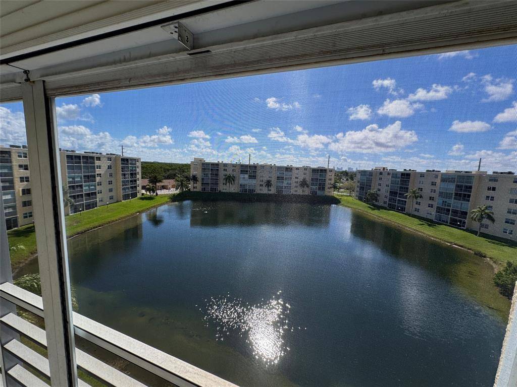 Dania Beach, FL 33004,401 SE 3rd St #604