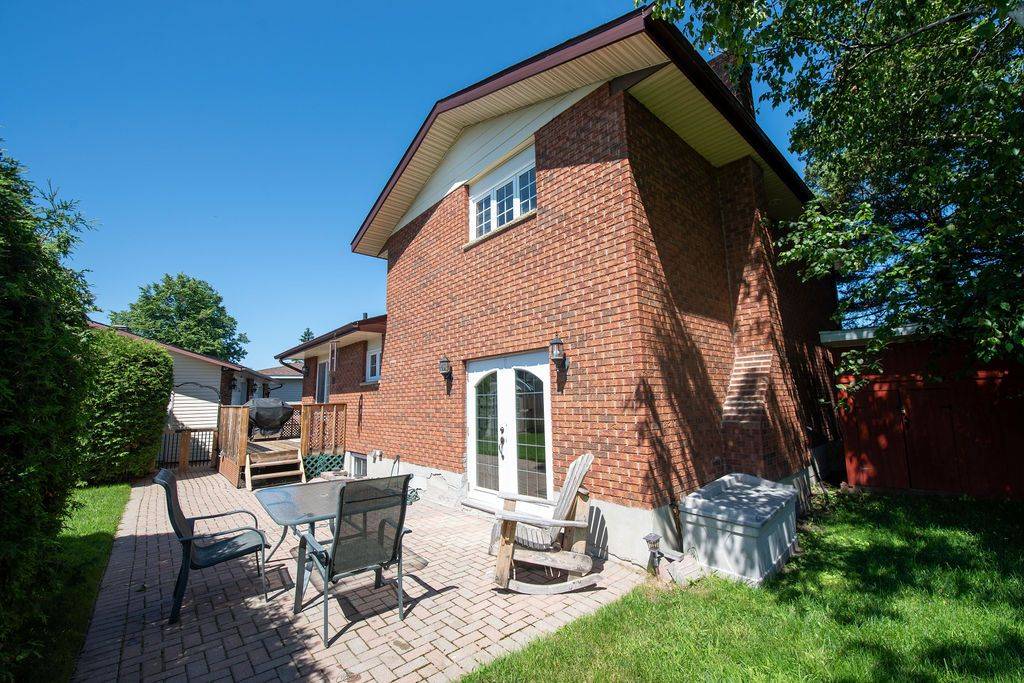 Timmins, ON P4P 1C4,181 Malette CRES