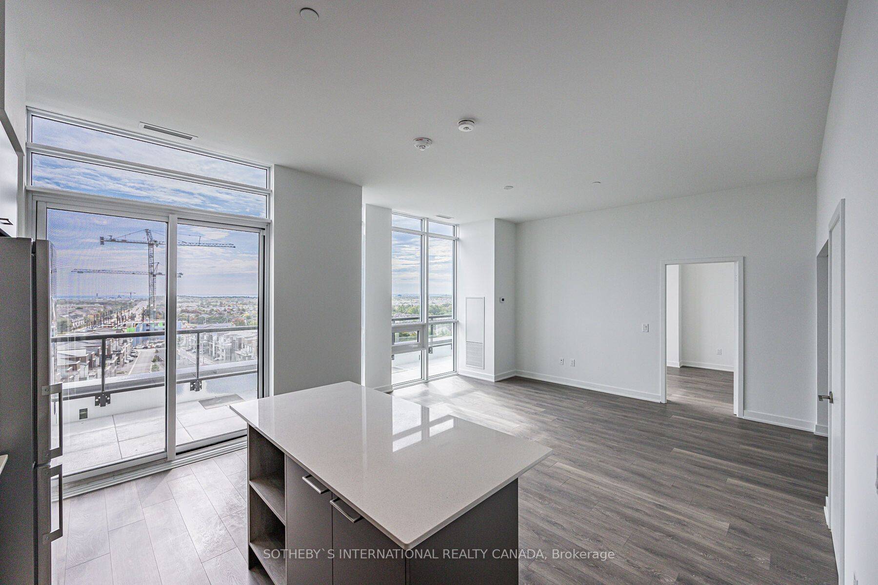 Oakville, ON L6M 5P5,3005 PINE GLEN RD #809