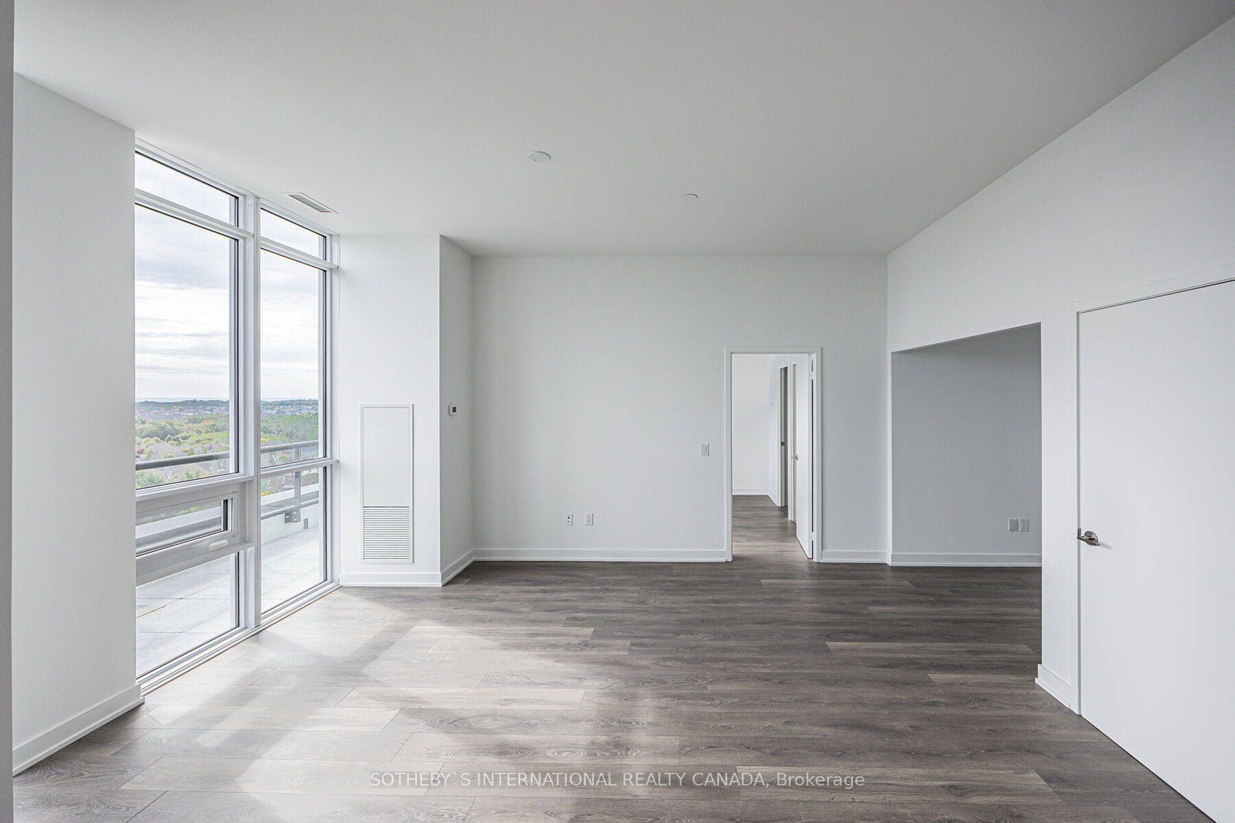 Oakville, ON L6M 5P5,3005 PINE GLEN RD #809