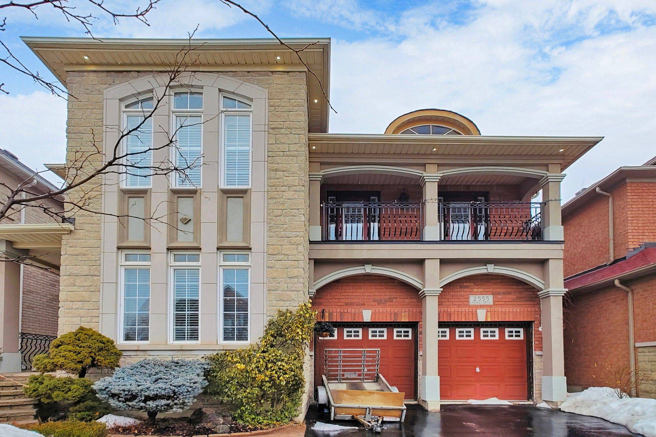 Oakville, ON L6H 7L3,2555 Nichols DR