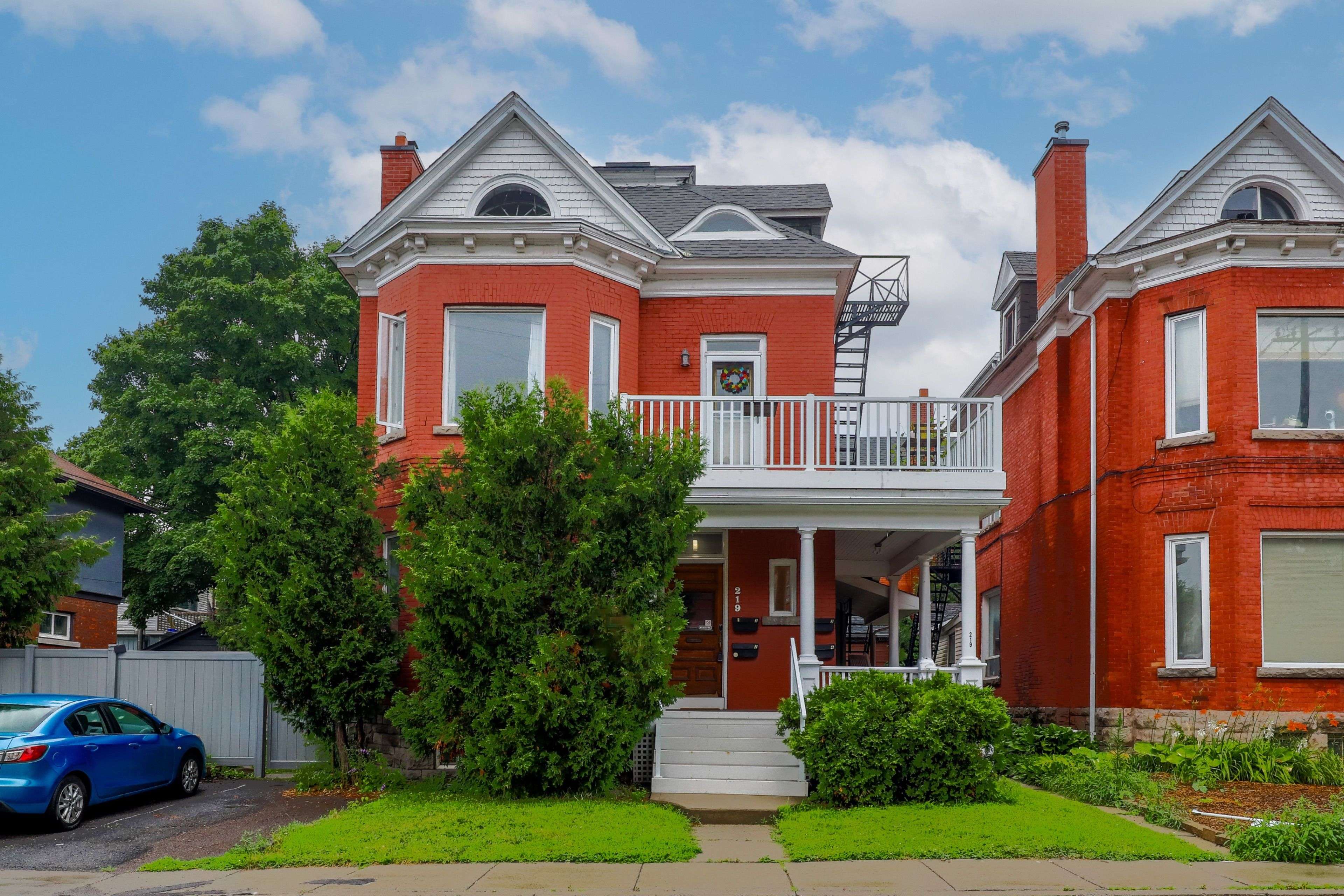 Lower Town - Sandy Hill, ON K1N 8H9,219 Cobourg ST