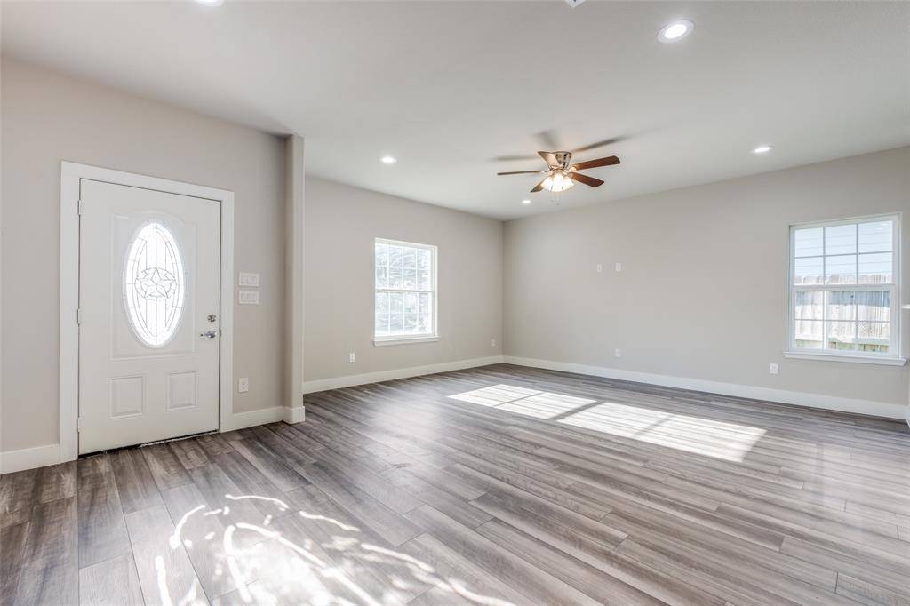 Dallas, TX 75215,1609 Pine Street