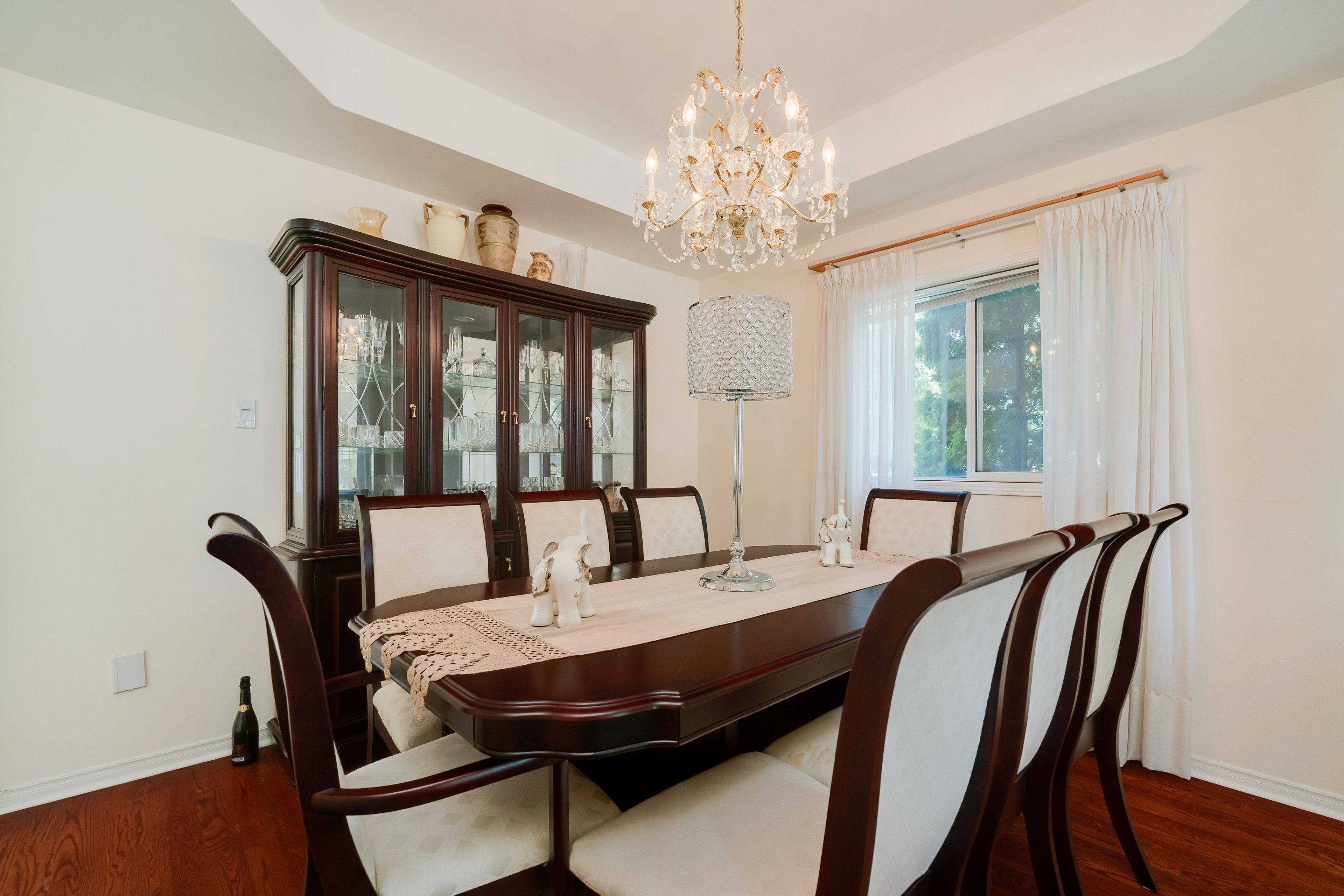 Pickering, ON L1X 2T8,1129 Gossamer DR