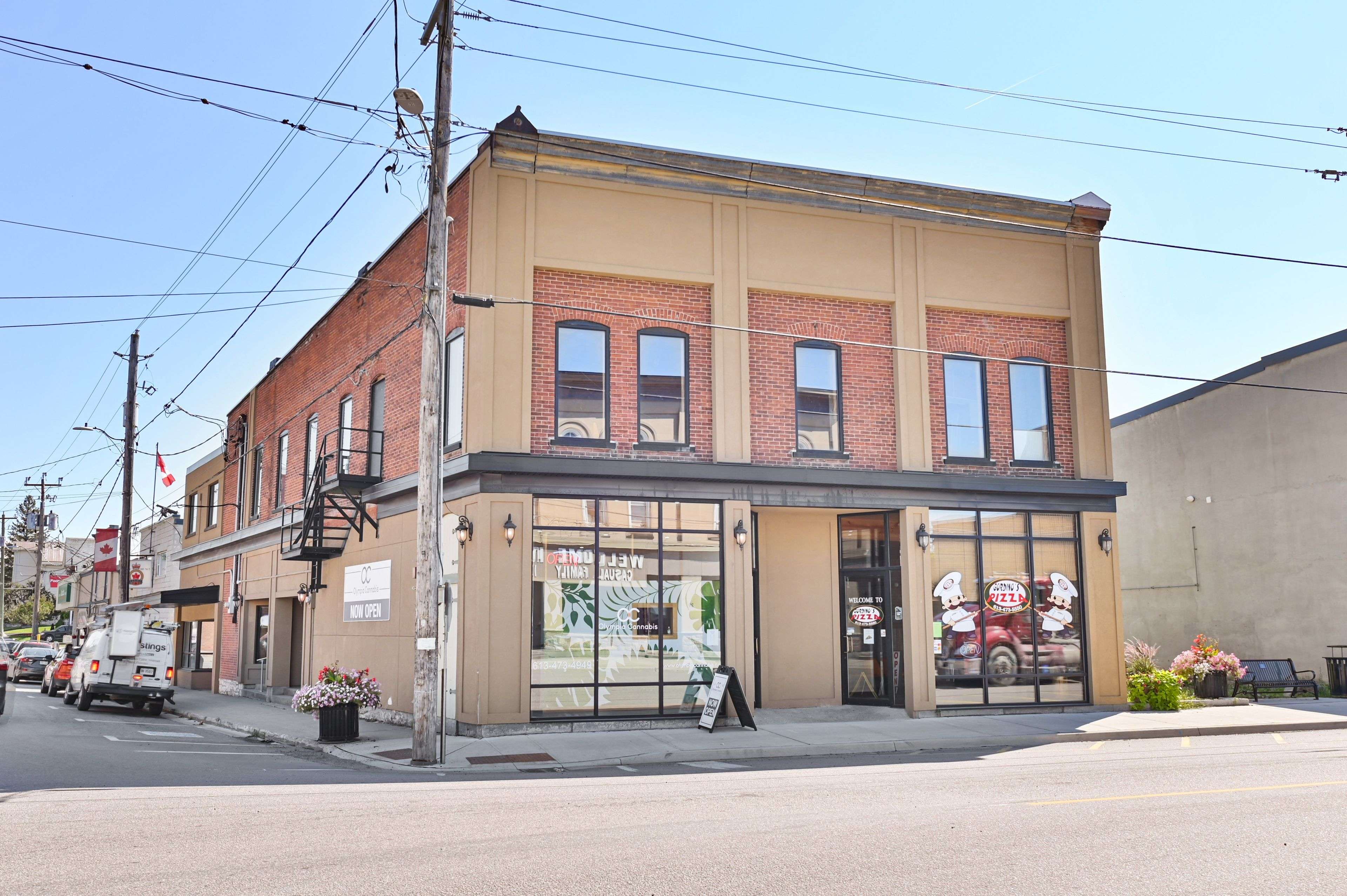 Centre Hastings, ON K0K 2K0,15 Durham ST #4