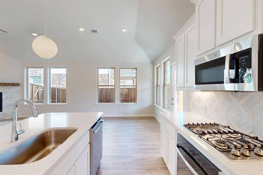 Denton, TX 76226,5201 Middlestone Lane