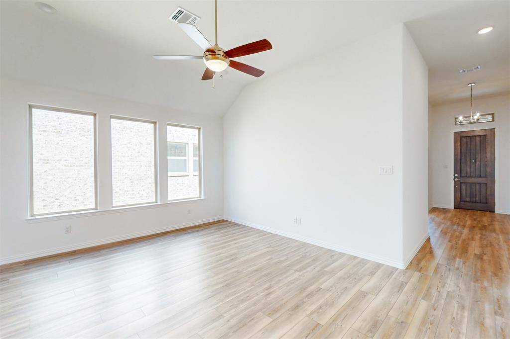 Denton, TX 76226,5208 Greenbrook Road