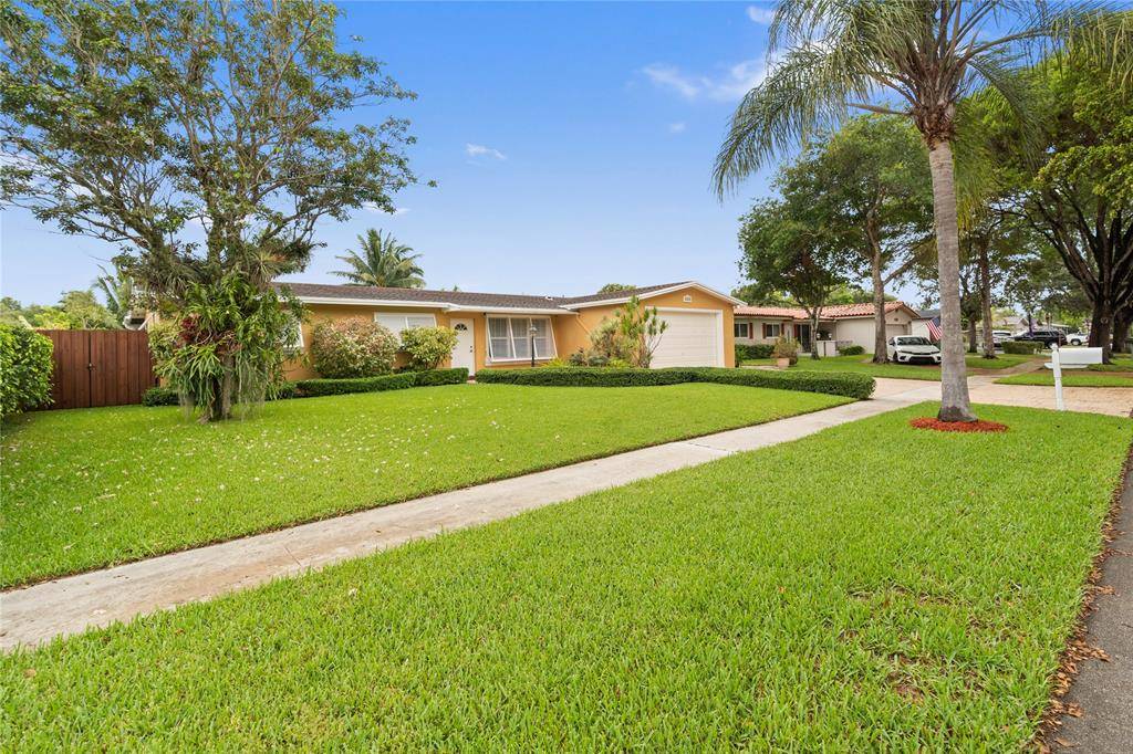 Pembroke Pines, FL 33026,11210 NW 23rd St