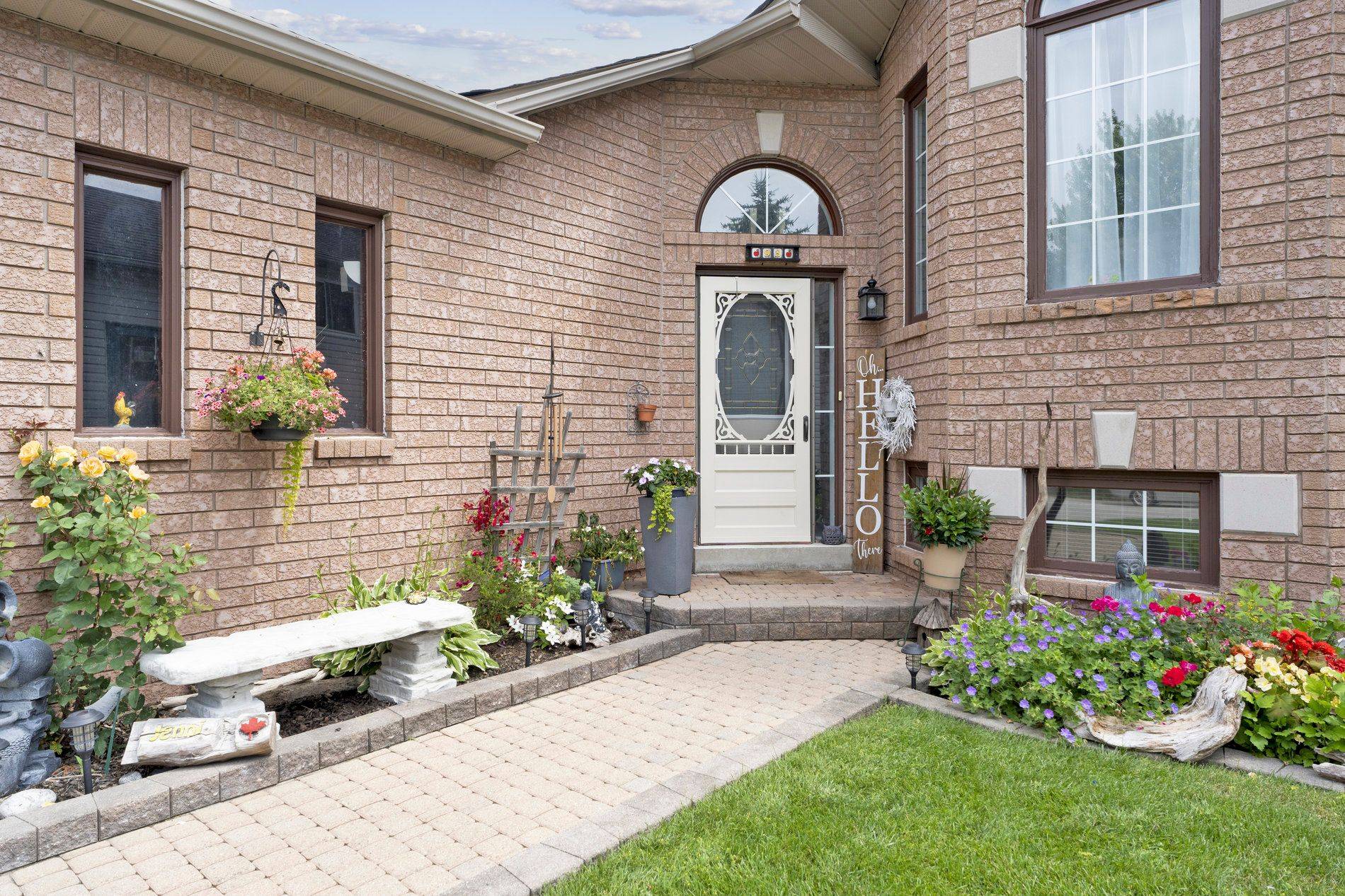 Wasaga Beach, ON L9Z 1E8,93 Glen Eton RD