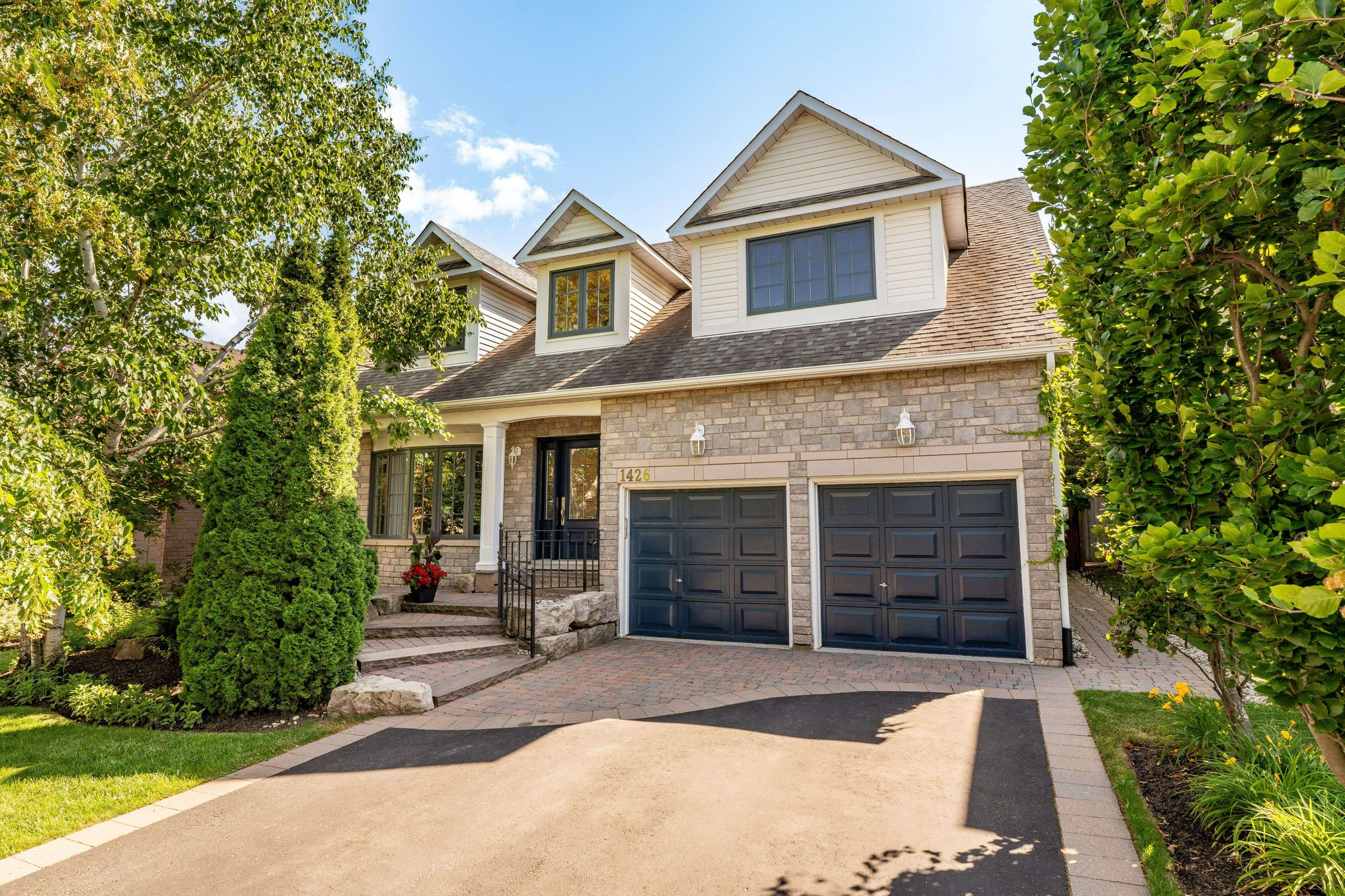 Oakville, ON L6H 6E6,1426 Creekwood TRL