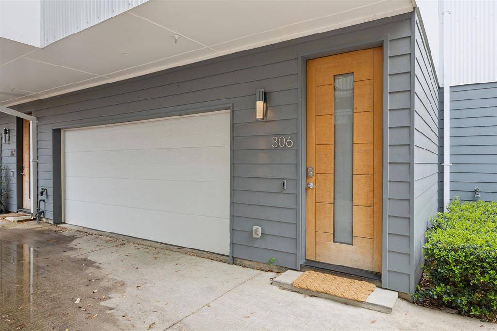 Dallas, TX 75204,3816 San Jacinto Street #306