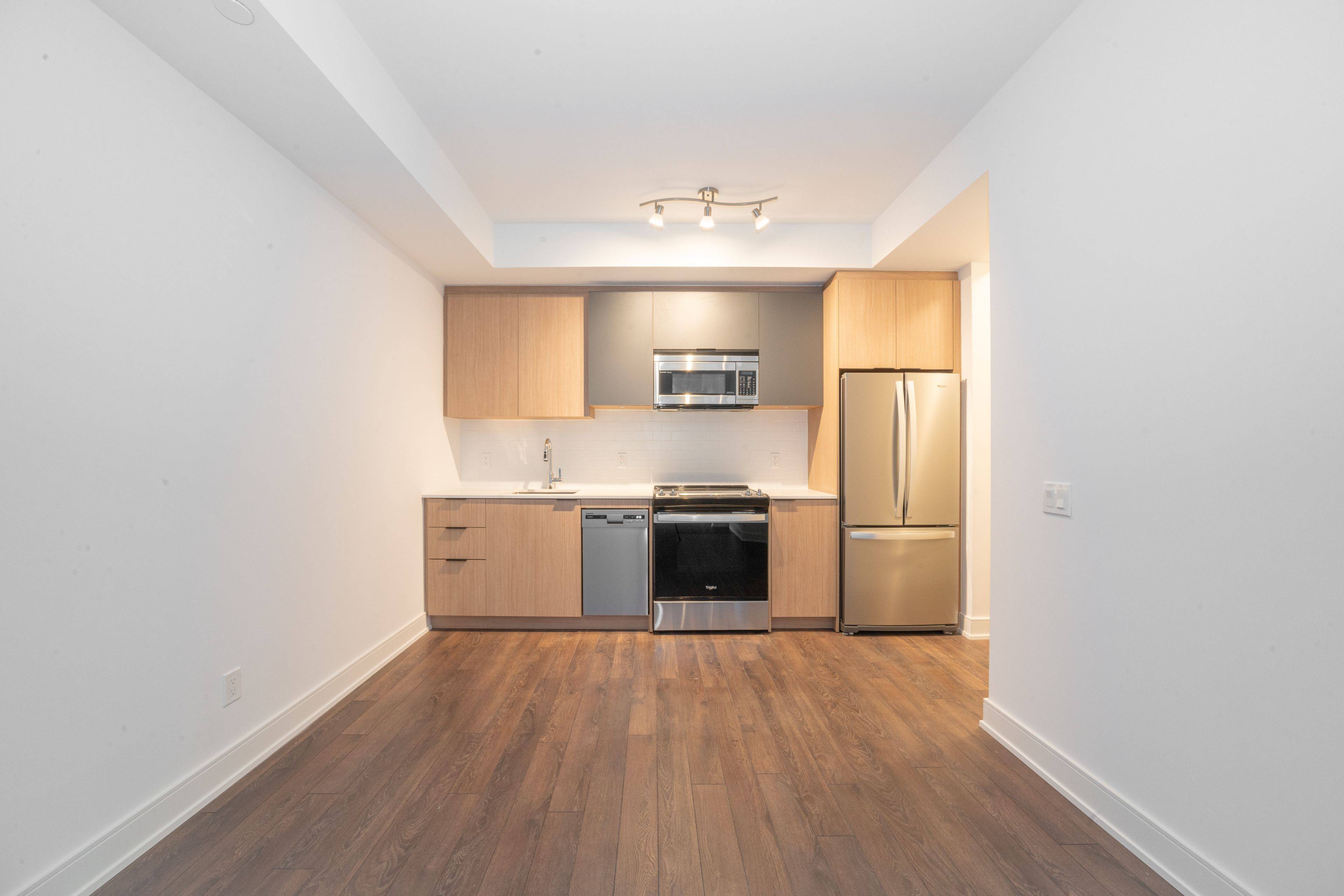Toronto E09, ON M1P 0G6,1350 Ellesmere RD #327