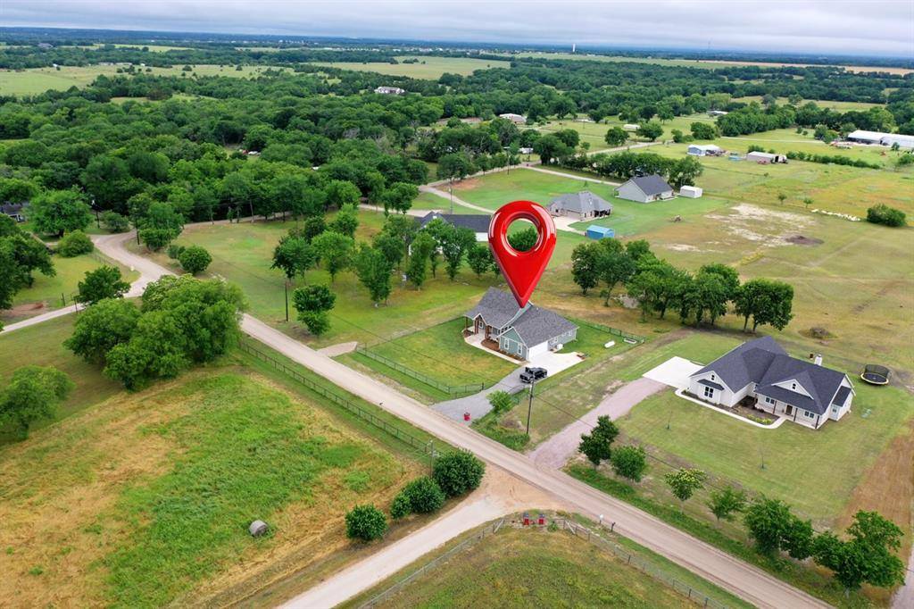 Whitewright, TX 75491,507 Wortham Road