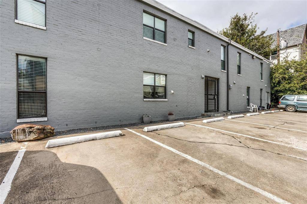 Dallas, TX 75206,2106 Bennett Avenue #203