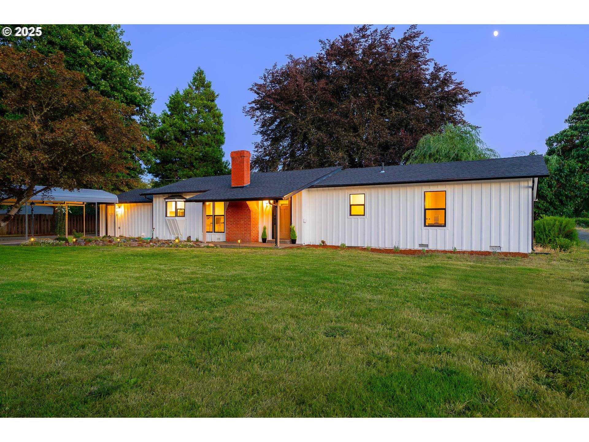 Roseburg, OR 97471,710 CLEVELAND RAPIDS RD