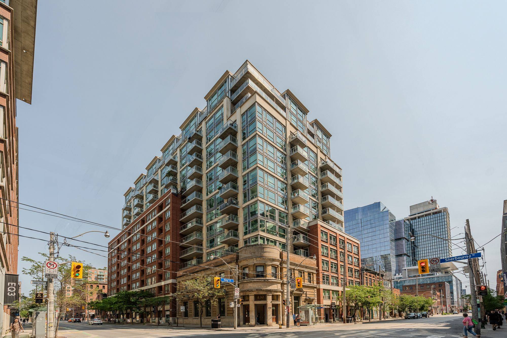 Toronto C08, ON M5A 1K5,230 King ST E #1220