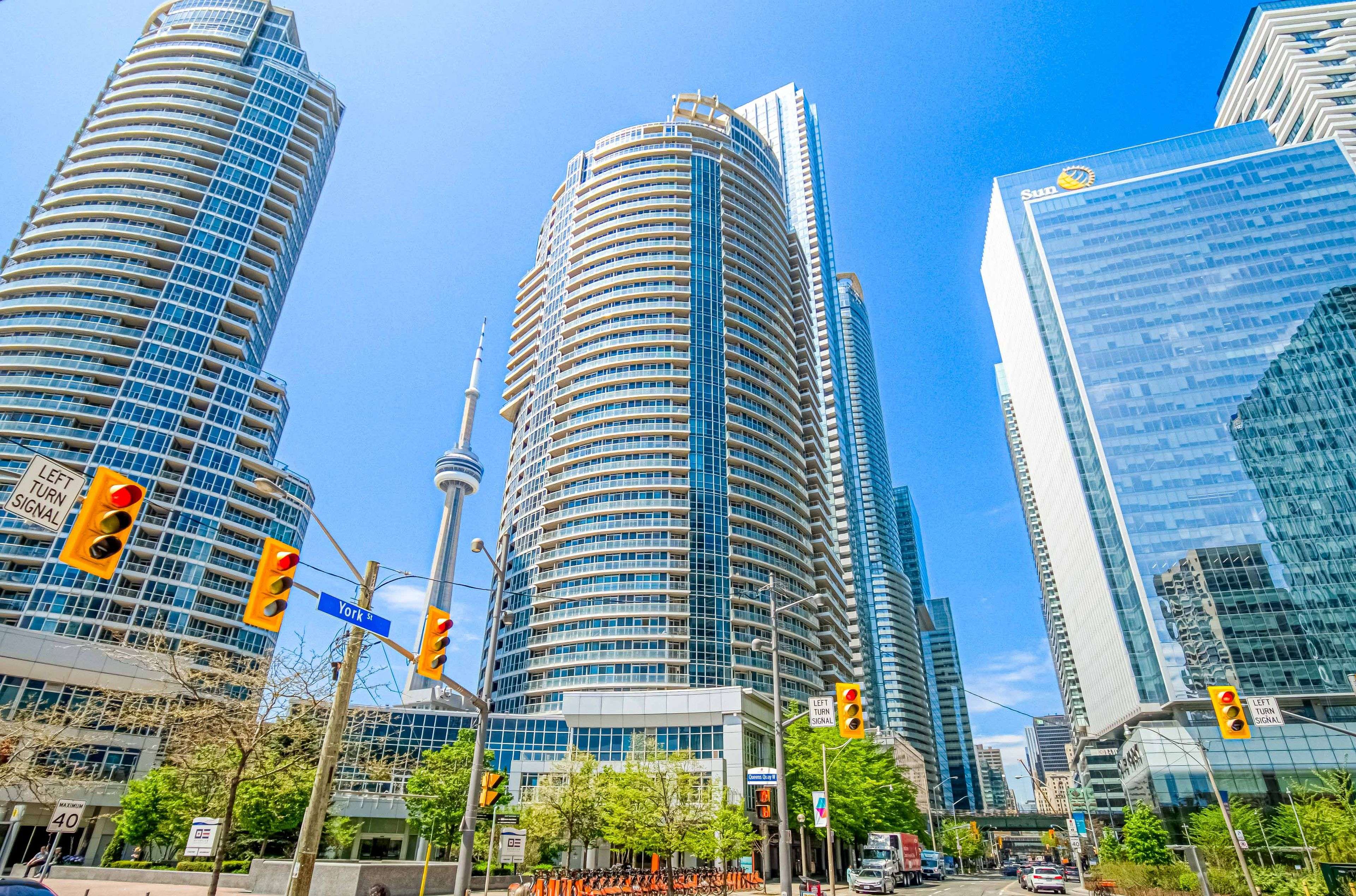 Toronto C01, ON M5J 2Y2,8 York ST #2811