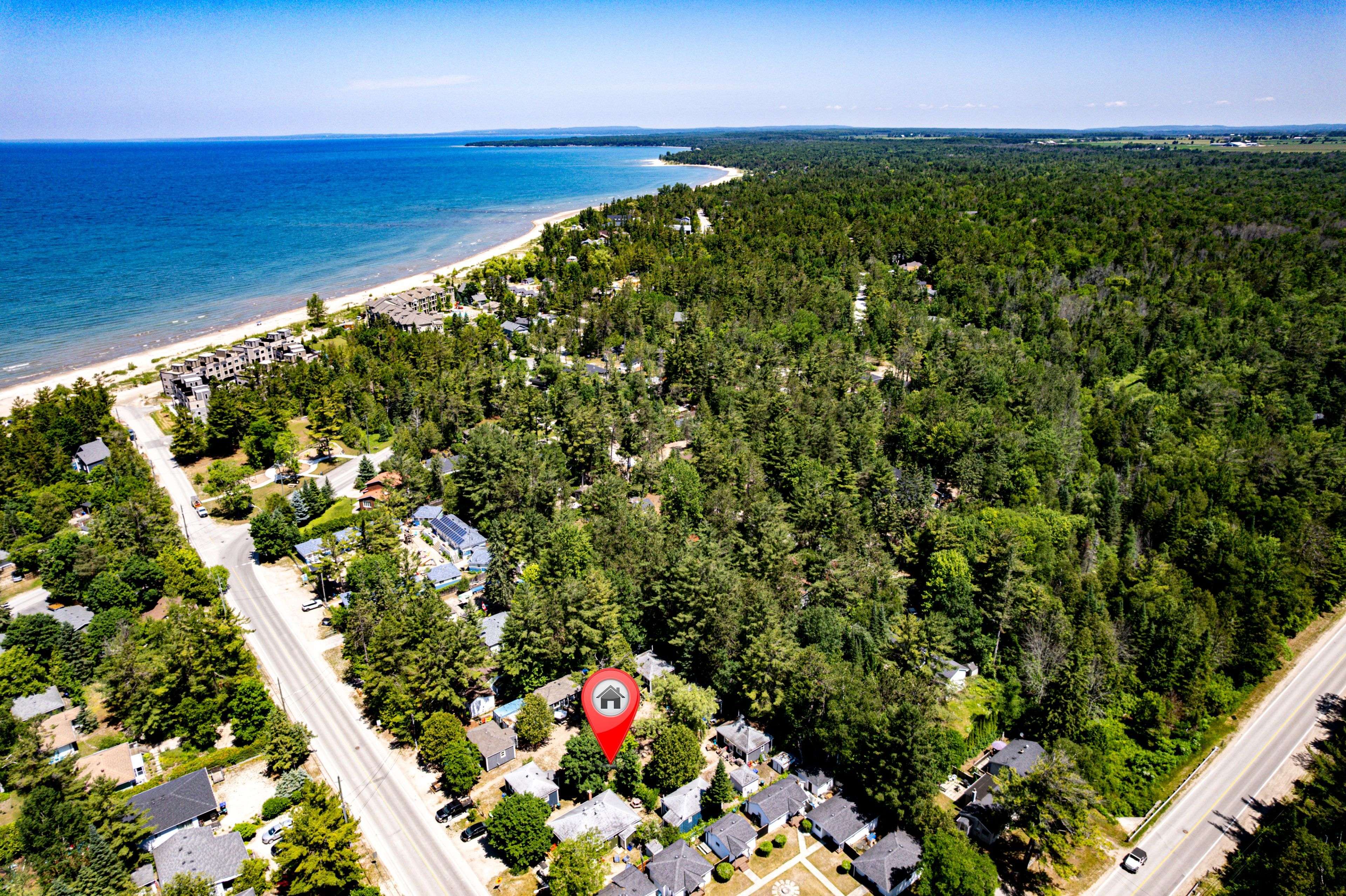 Wasaga Beach, ON L9Z 2M3,701, 705, 707 River RD E