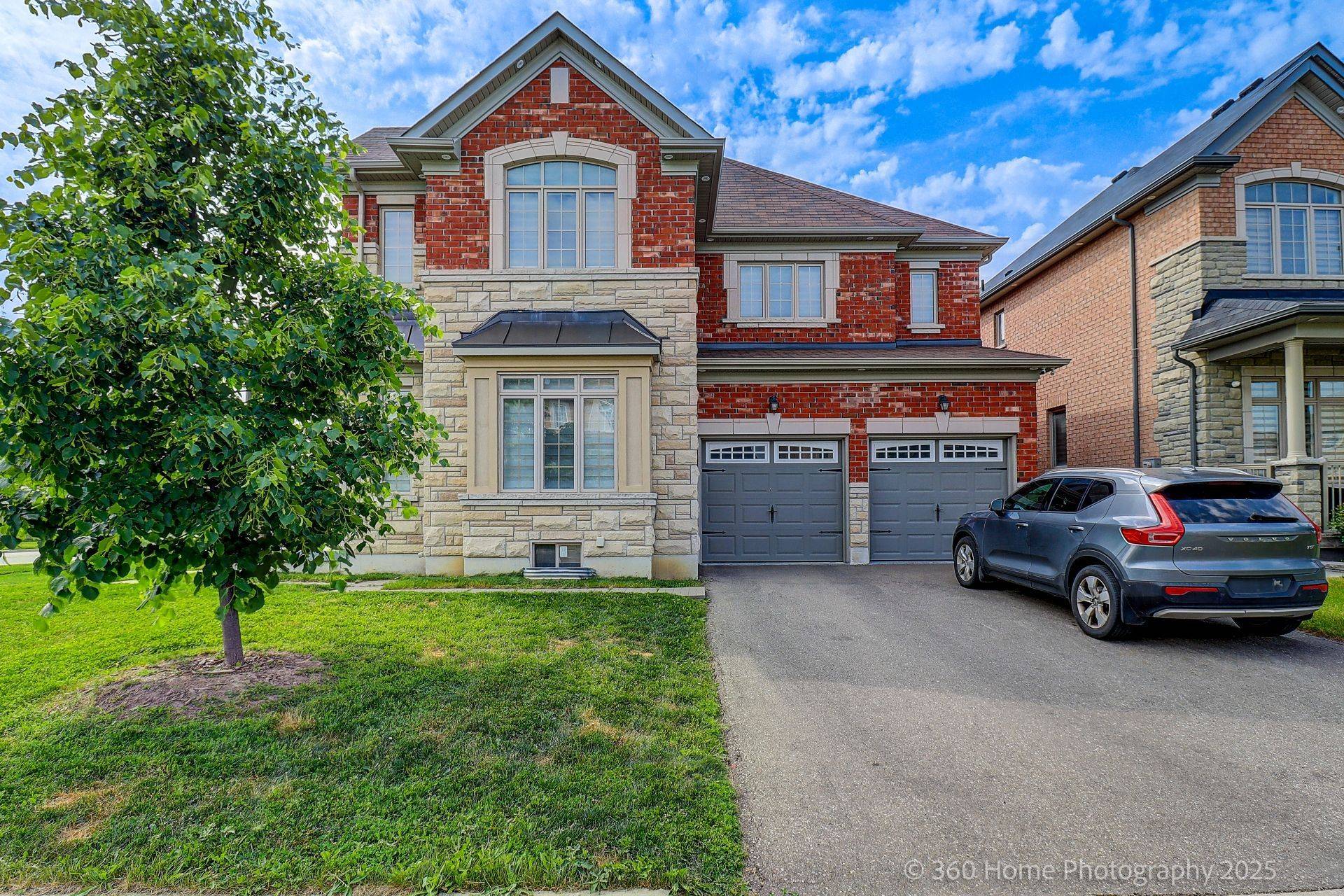 Brampton, ON L6P 4J3,84 John Carroll DR