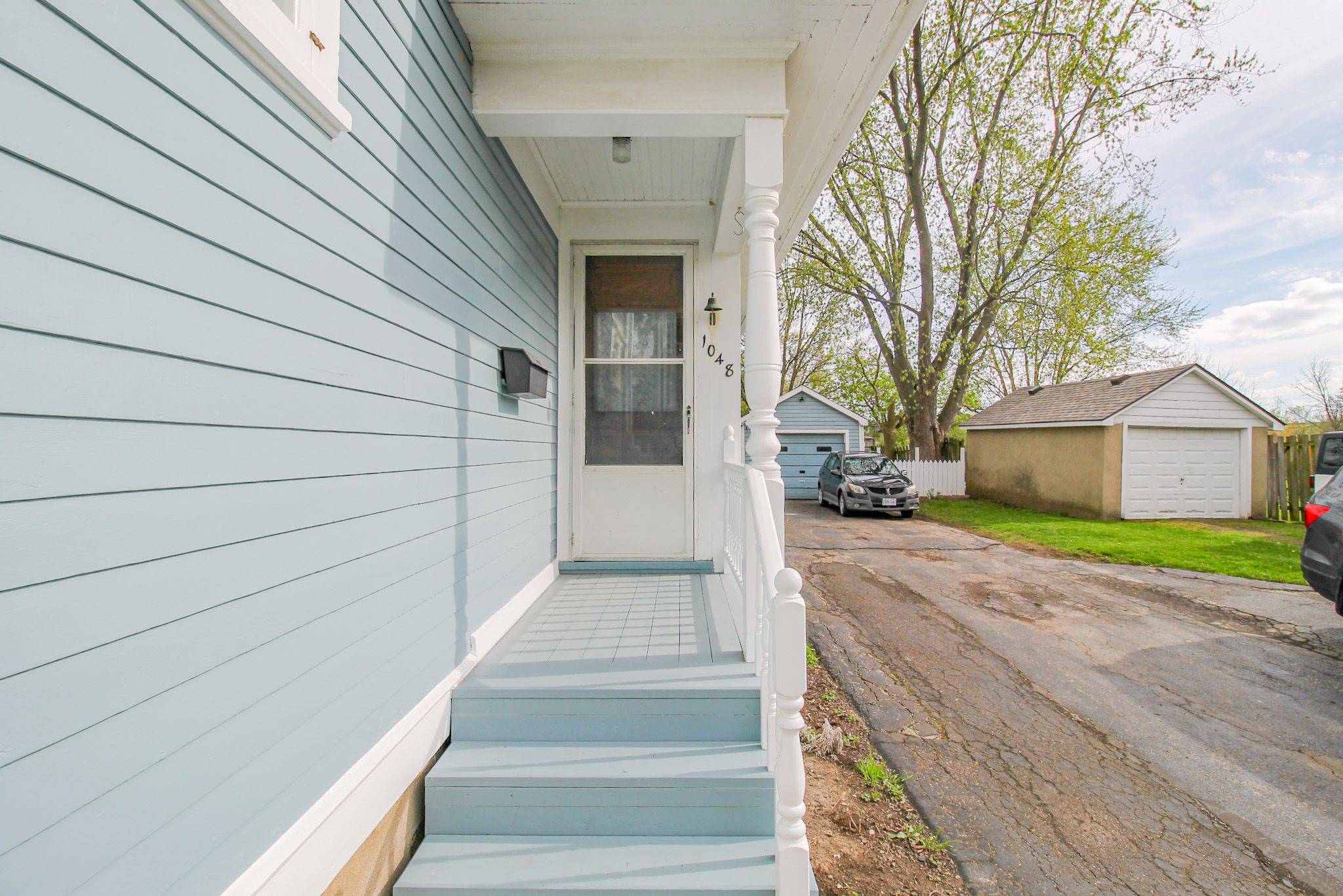 Welland, ON L3B 5E4,1048 Ontario RD