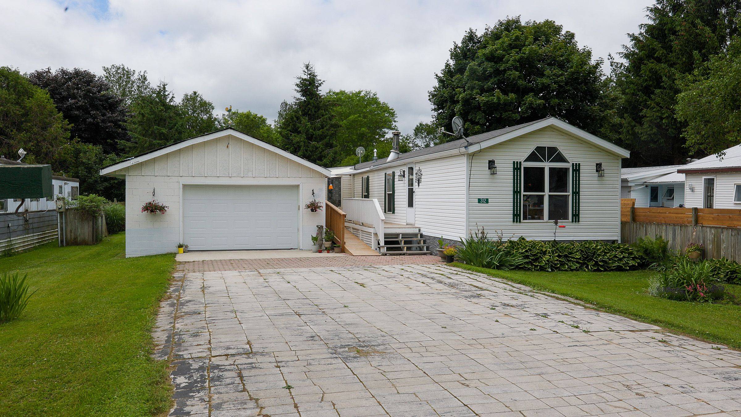 Georgian Bluffs, ON N0H 2N0,312 Keady Park Lane N/A