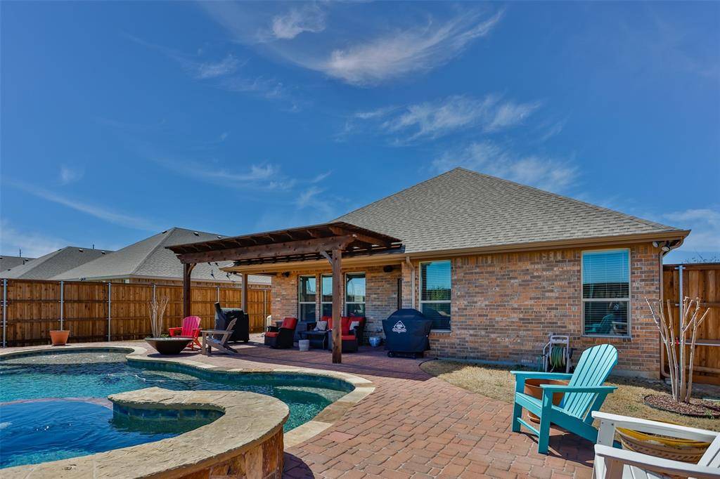 Krum, TX 76249,3236 Camden Creek