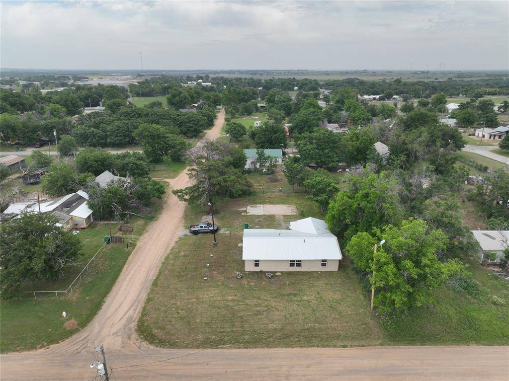 Vernon, TX 76384,927 London Street