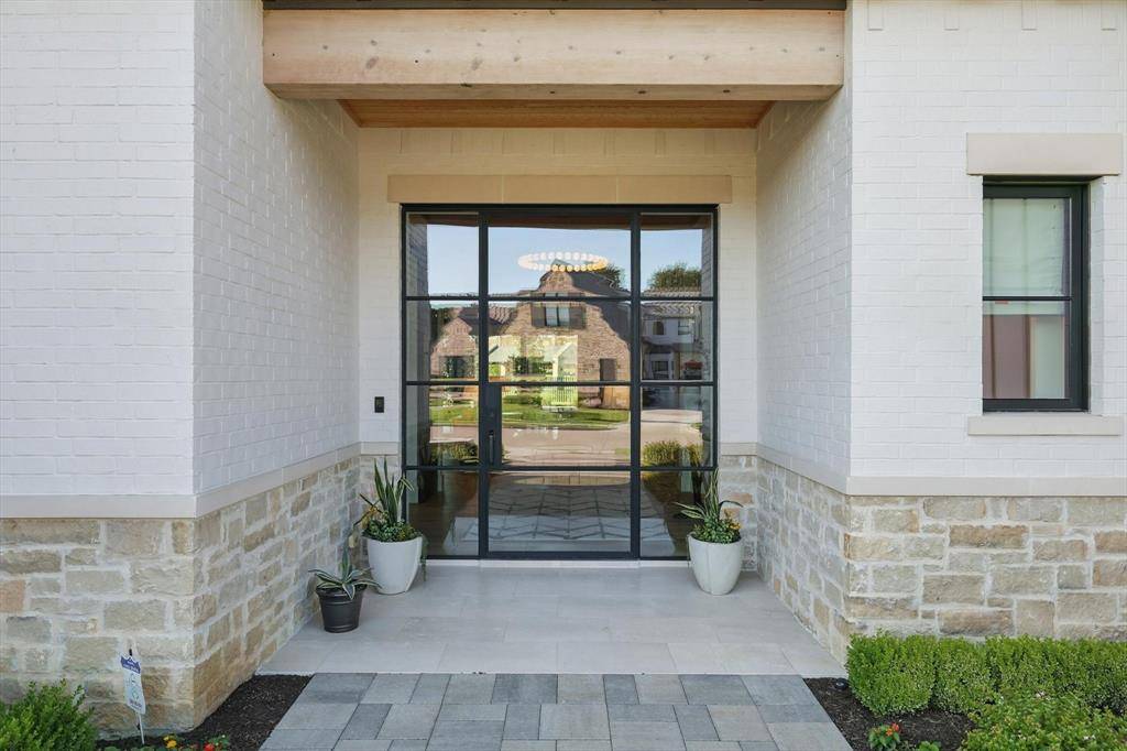 Southlake, TX 76092,2619 Park Grove Loop