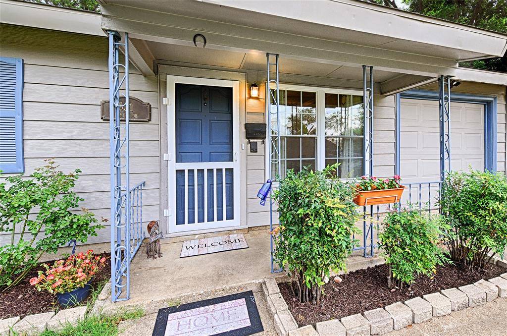 Euless, TX 76039,531 Himes Drive
