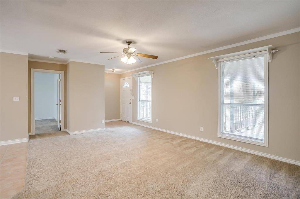Crowley, TX 76036,11417 County Road 1015