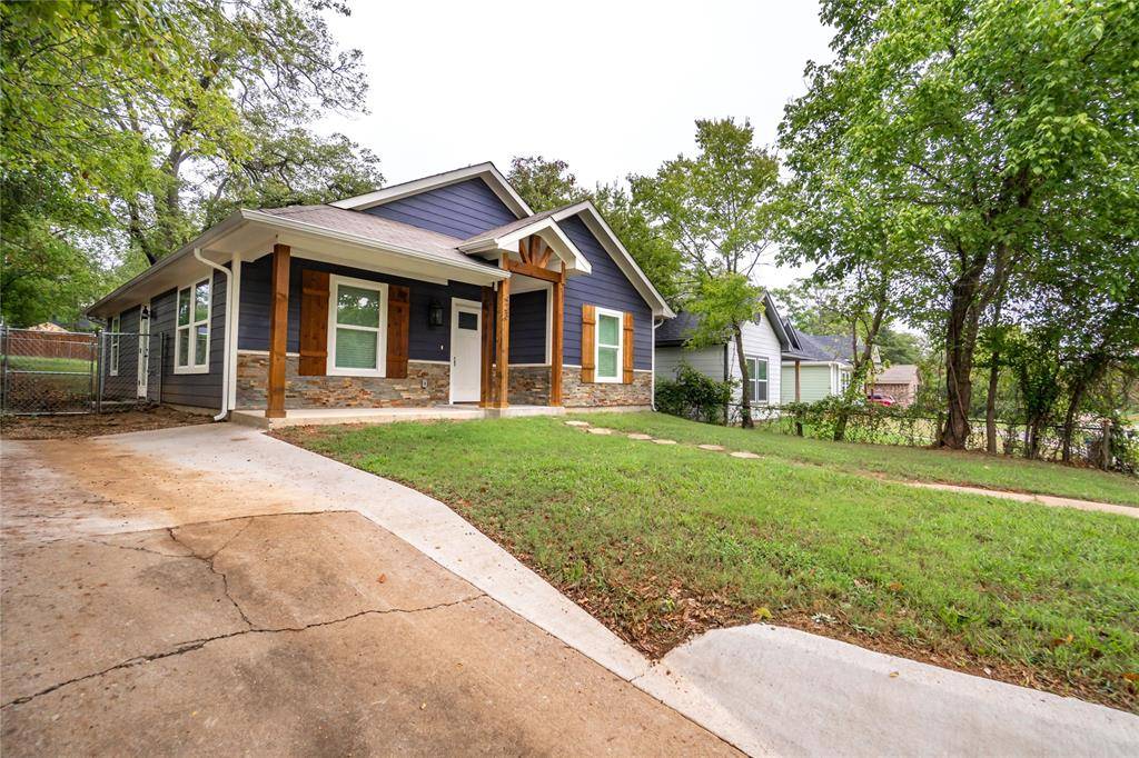 Denison, TX 75020,423 W Walker Street