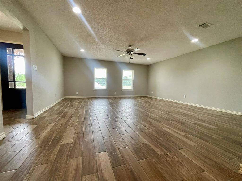 Arlington, TX 76017,3819 Carol Lane