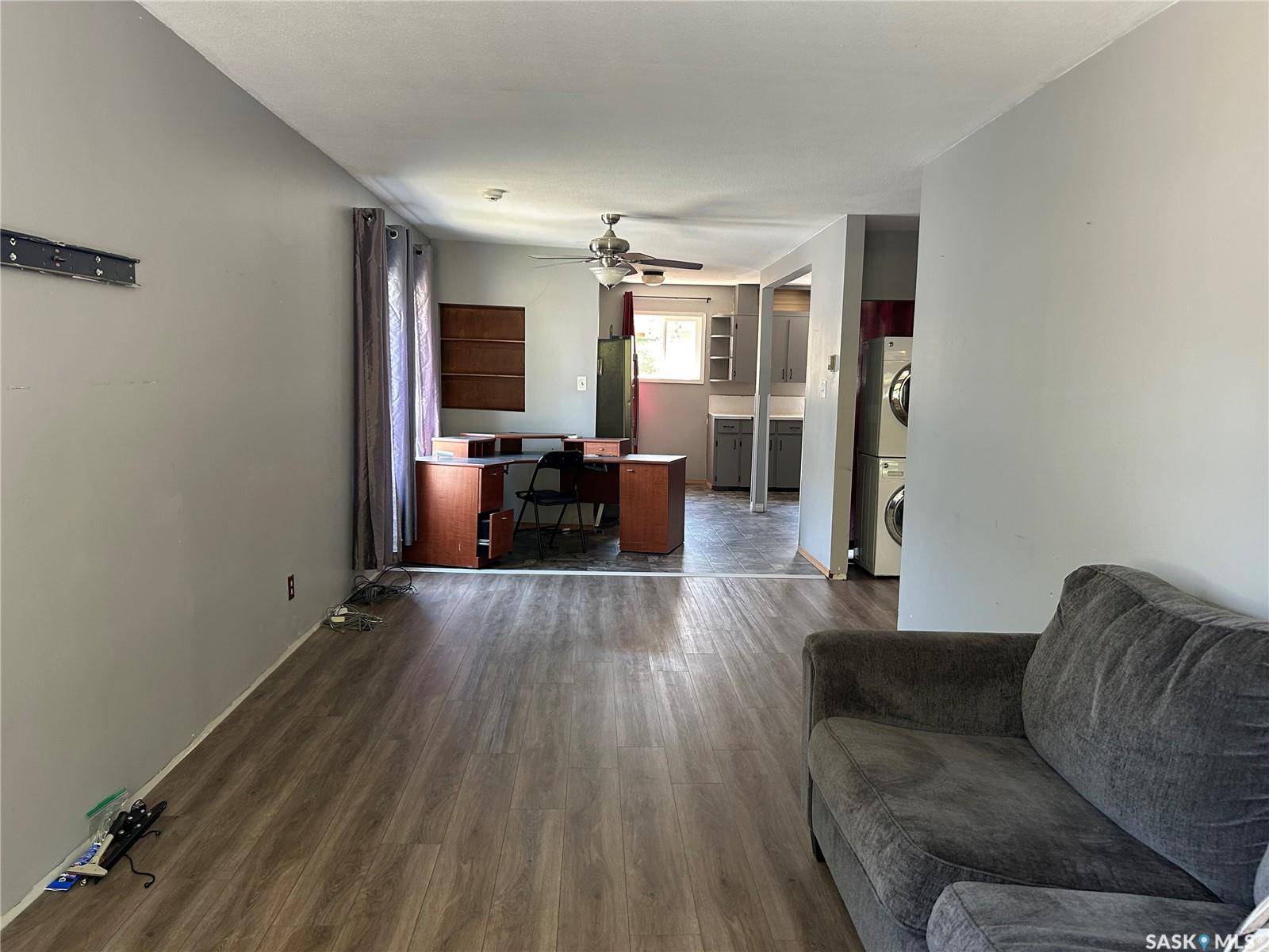Moose Jaw, SK S6H 0H2,523 Ominica STREET E