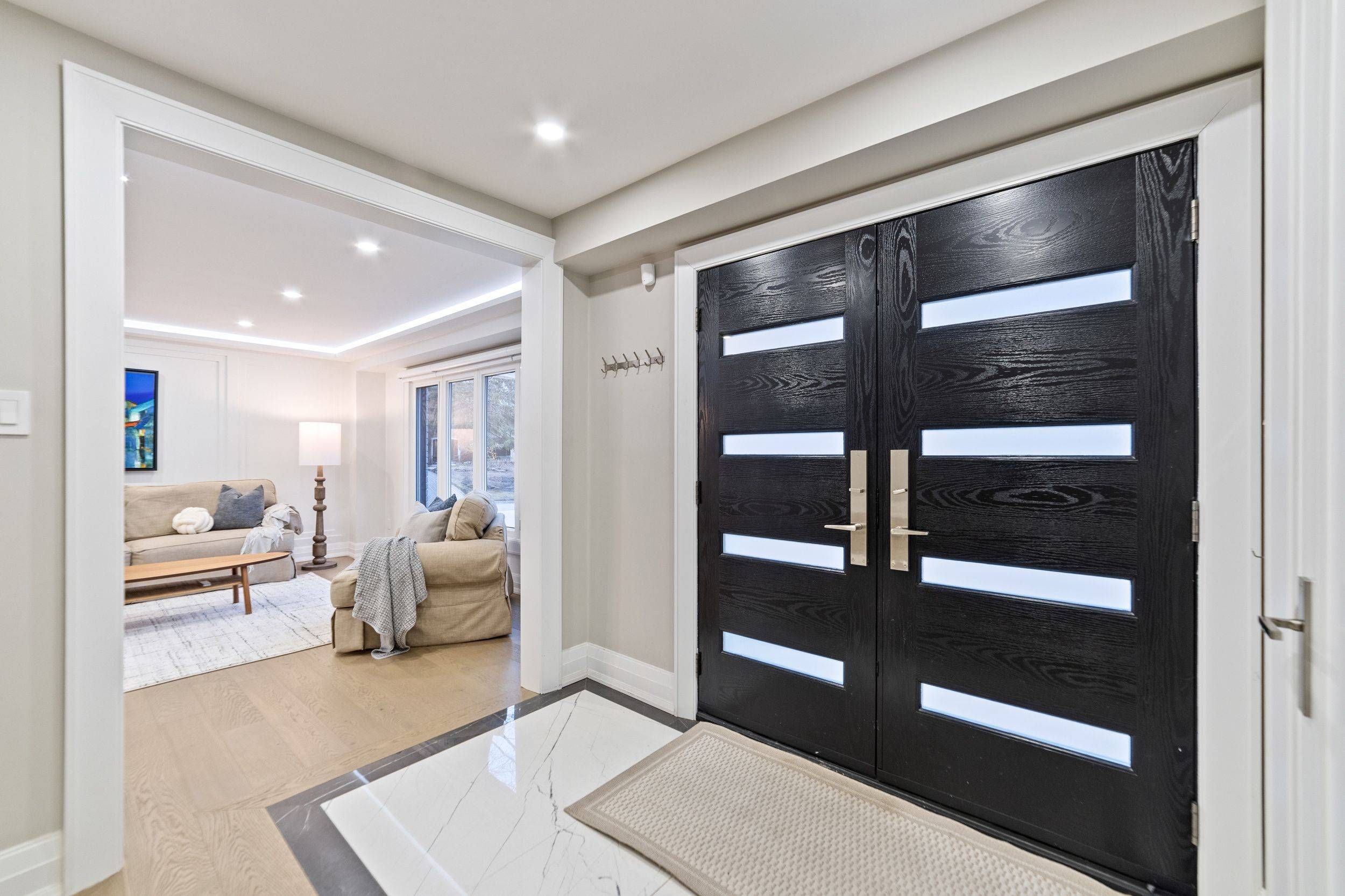 Mississauga, ON L5K 2L4,1857 Friar Tuck CT