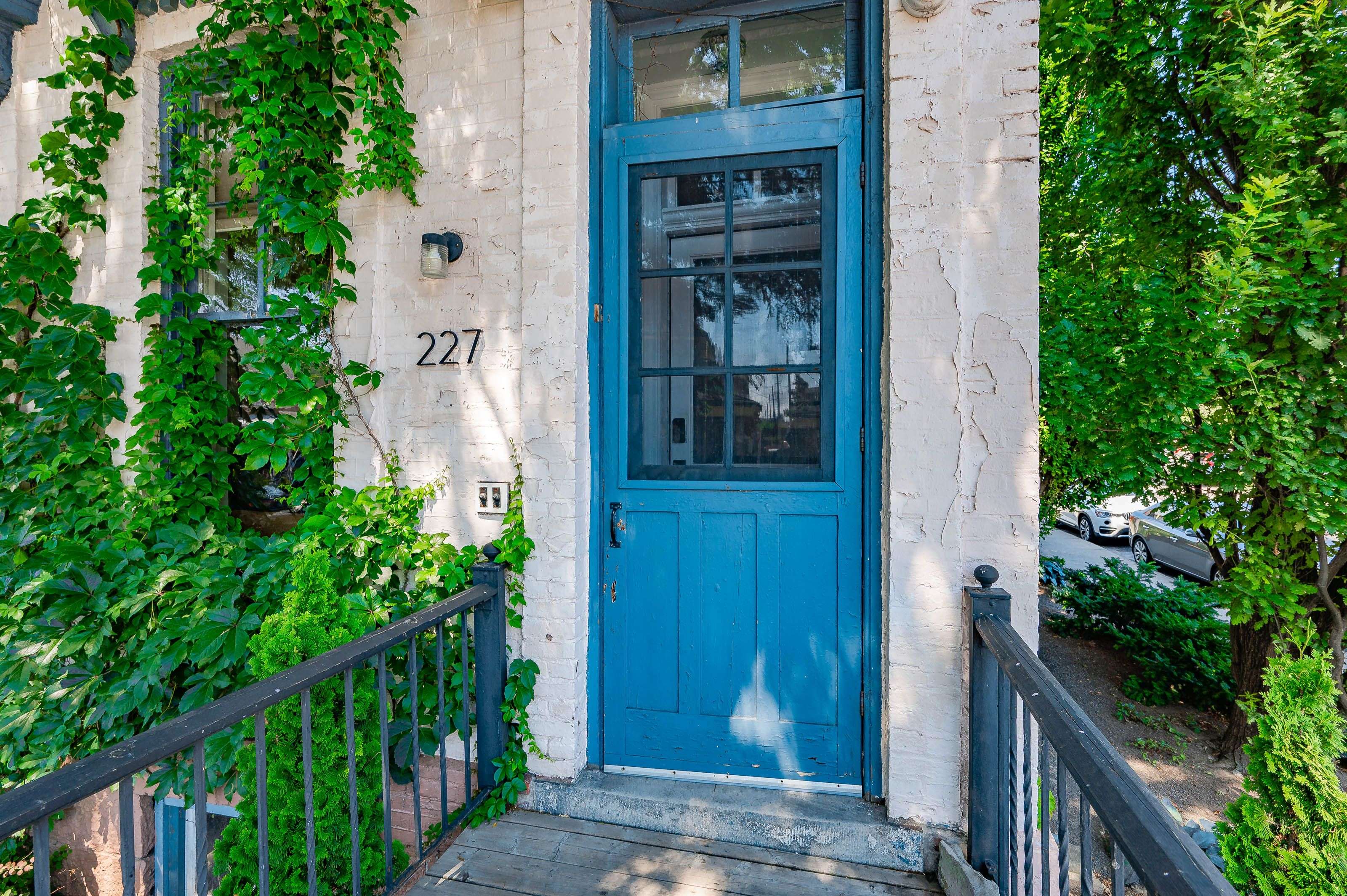Hamilton, ON L8R 2N9,227 Park ST N