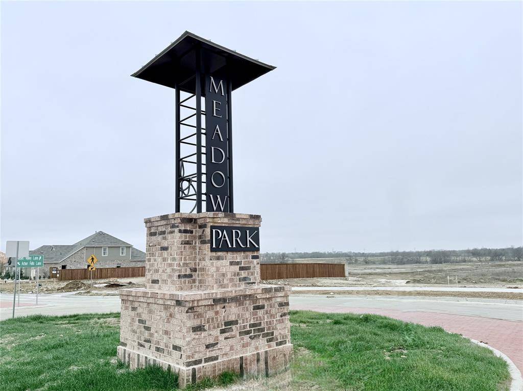 Denton, TX 76249,7421 Spicebush Drive