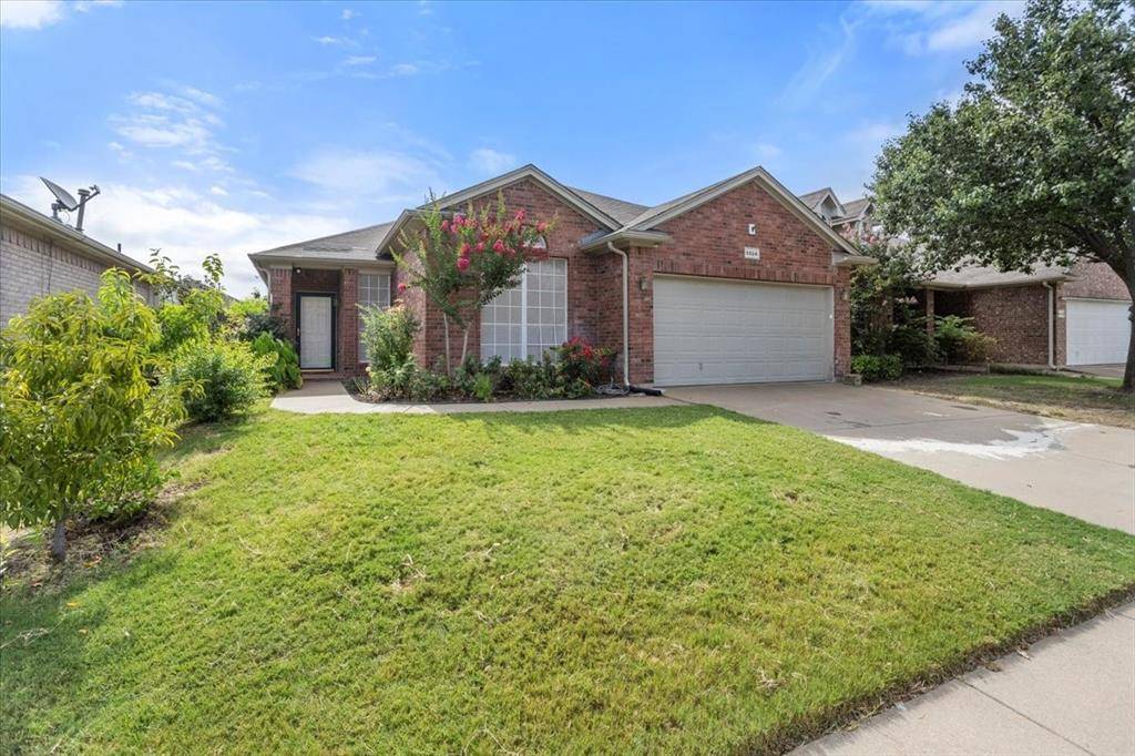 Fort Worth, TX 76131,5924 Center Ridge Drive