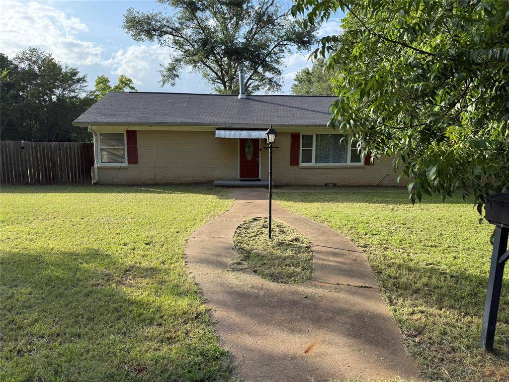 Palestine, TX 75801,18 Sandy Lane