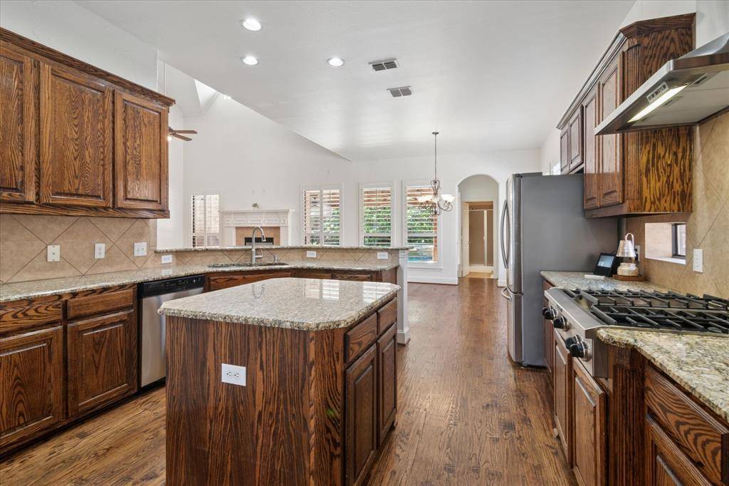 Murphy, TX 75094,1127 Westminster Avenue