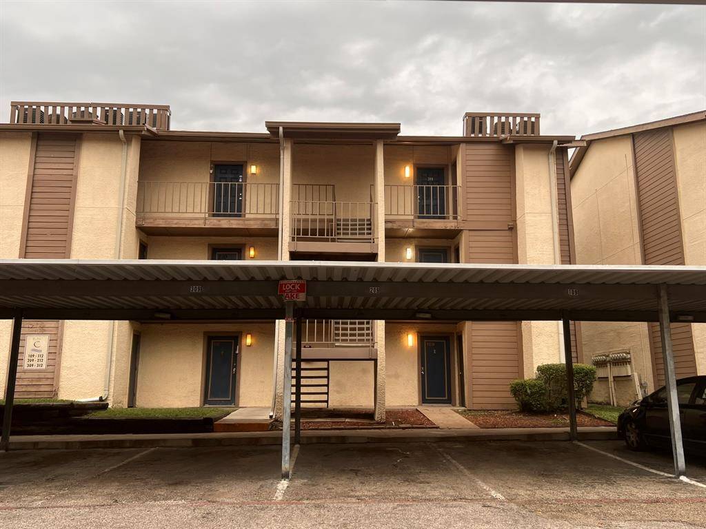 Dallas, TX 75231,6050 Melody Lane #209