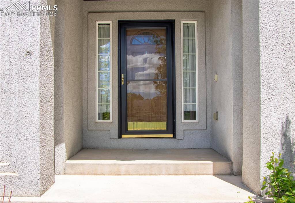Monument, CO 80132,698 Larimer Creek DR
