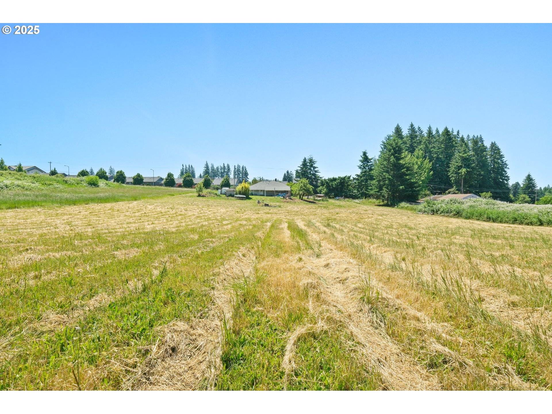 Sandy, OR 97055,38001 SE HIGHWAY 211