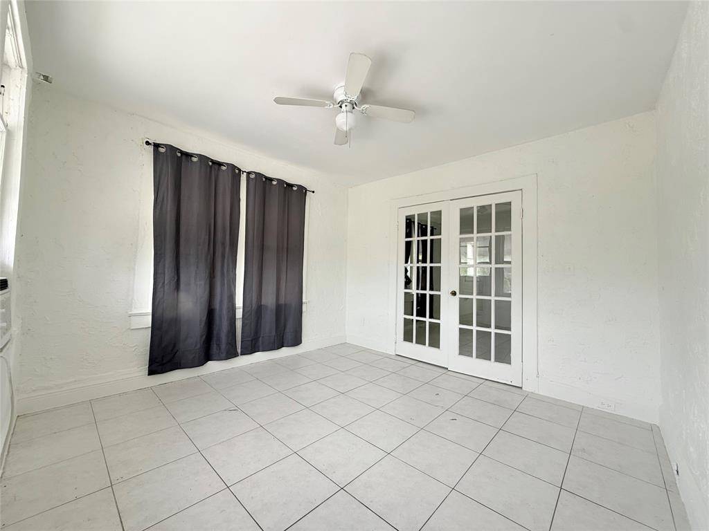 Hollywood, FL 33020,216 S 16th Ave #3